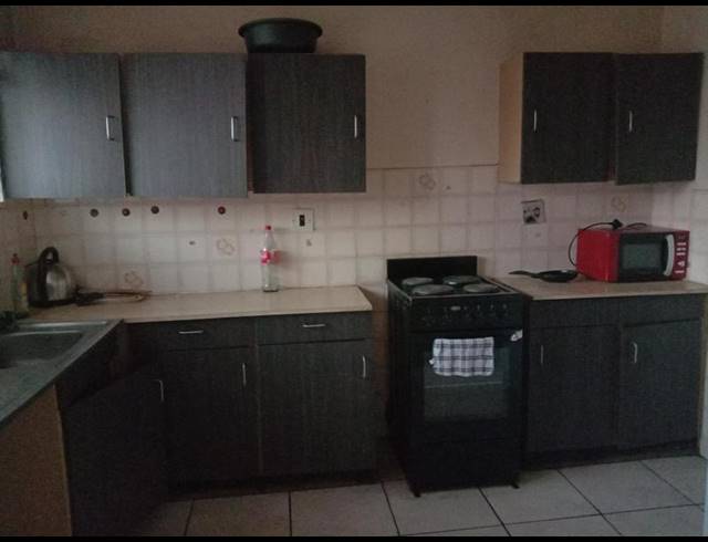 3 BEDROOM APARTMENT FOR SALE IN SUNNYSIDE